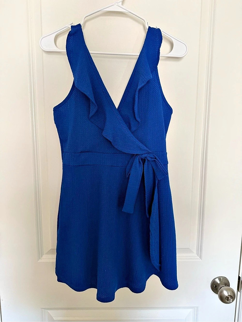 Sash & Soul Blue Ruffle Wrap Mini Romper Size L